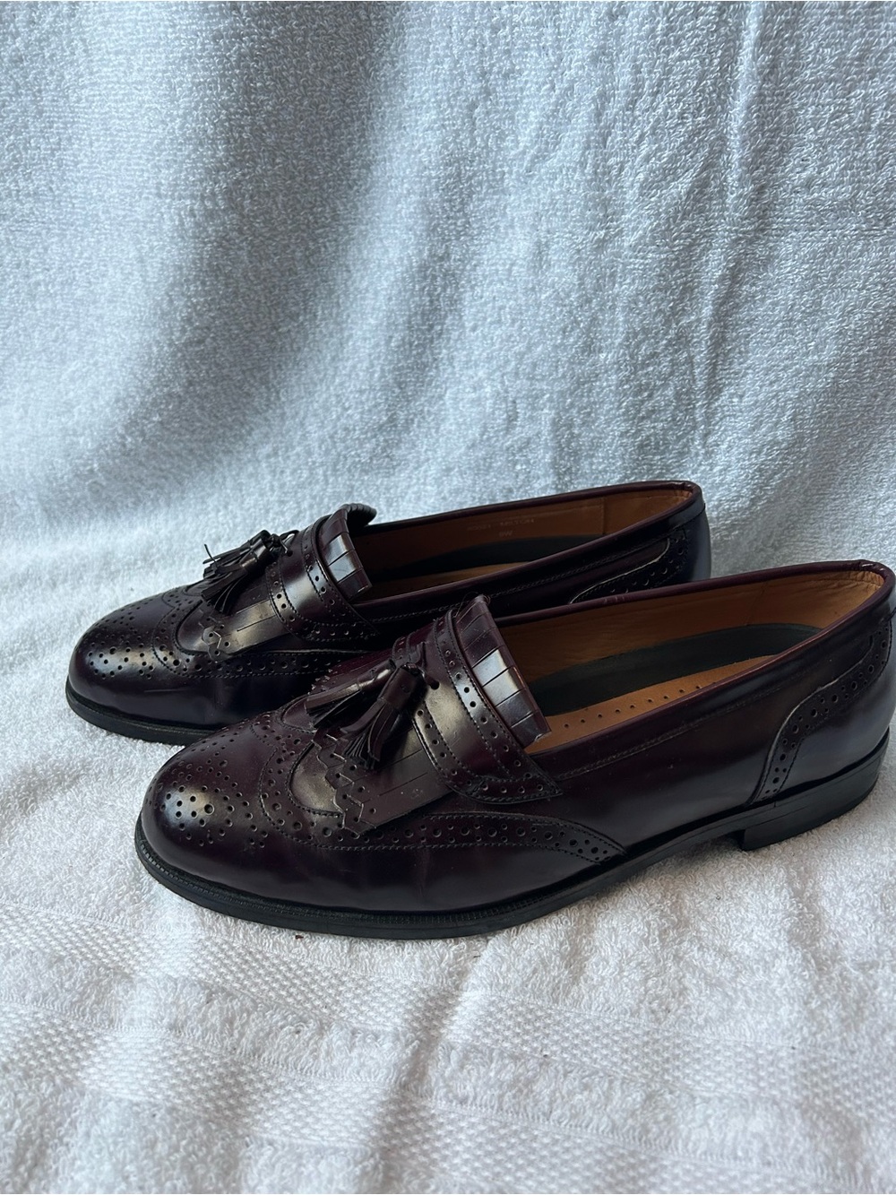 Men's Tassel Wingtip Loafers in Deep Burgundy